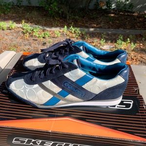 Coach shoes size 9